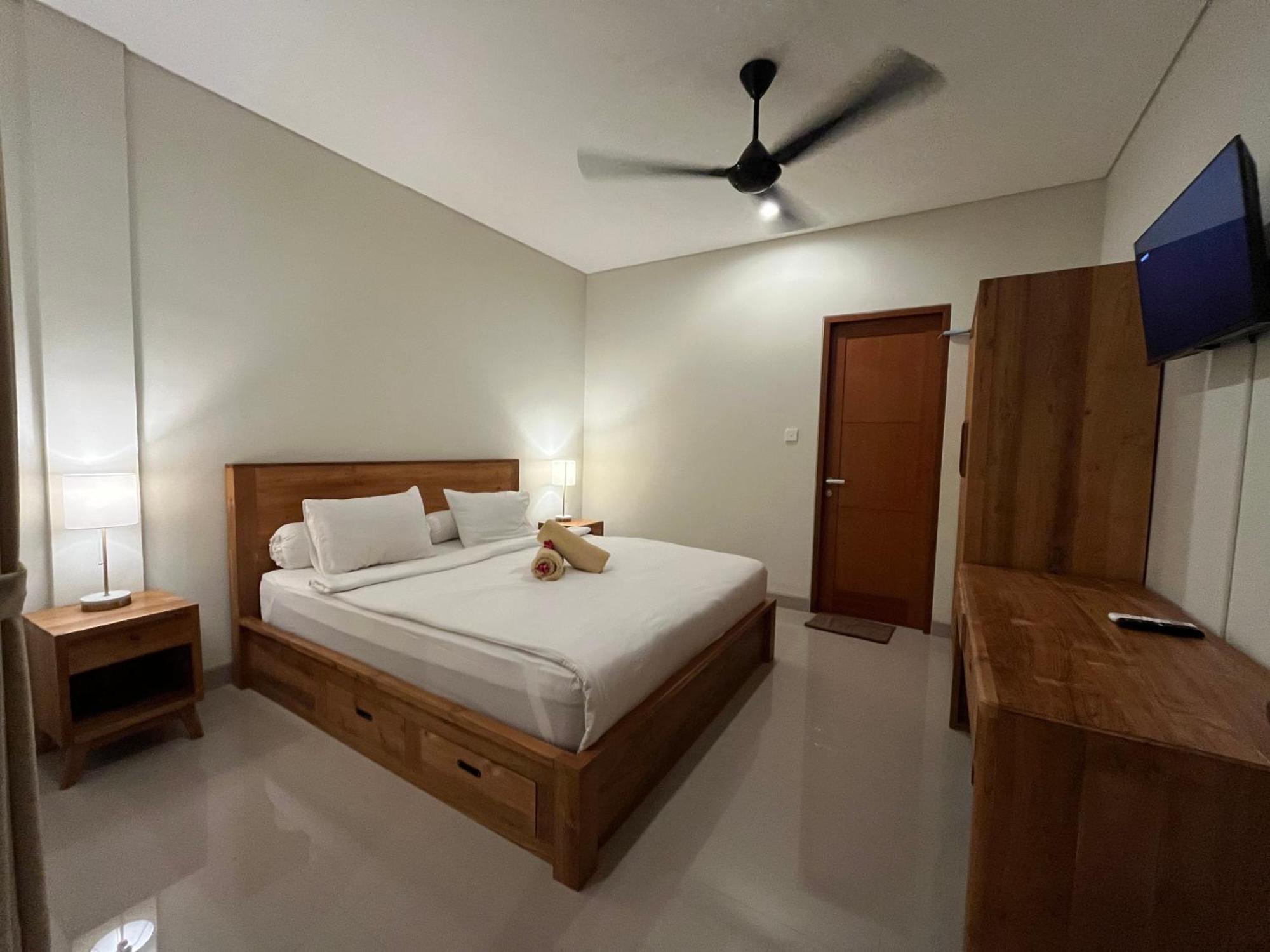 Calandra House Wisma tamu *